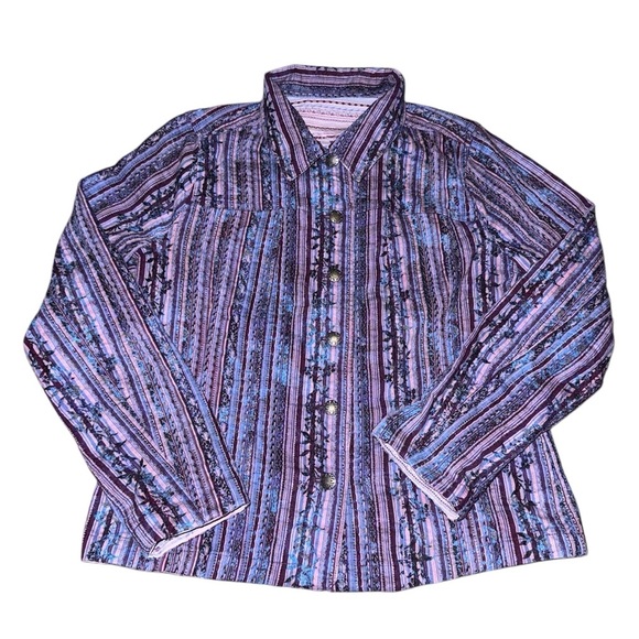 Tops - Vintage Multicolor Button-Up Shirt